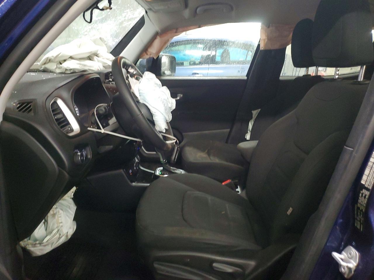 2018 Jeep Renegade Latitude - Image 7