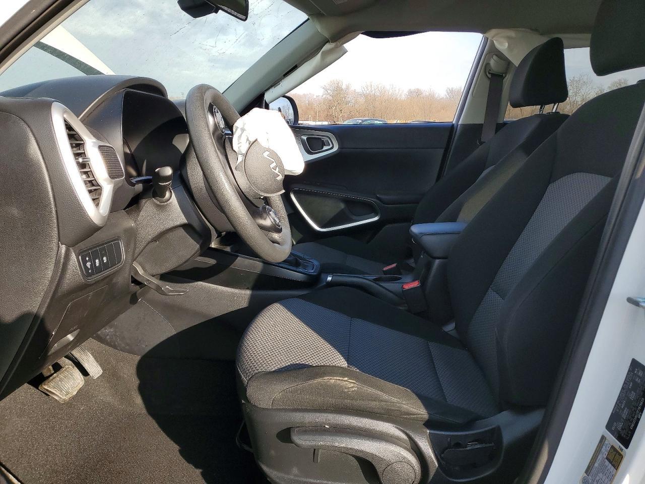 2023 Kia Soul Lx - Image 7