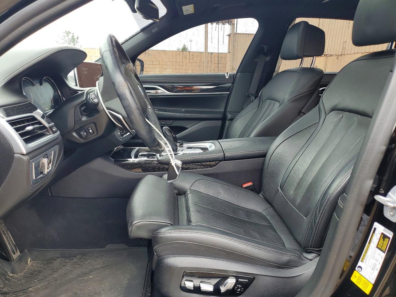 2019 BMW 740 I - Фото 7