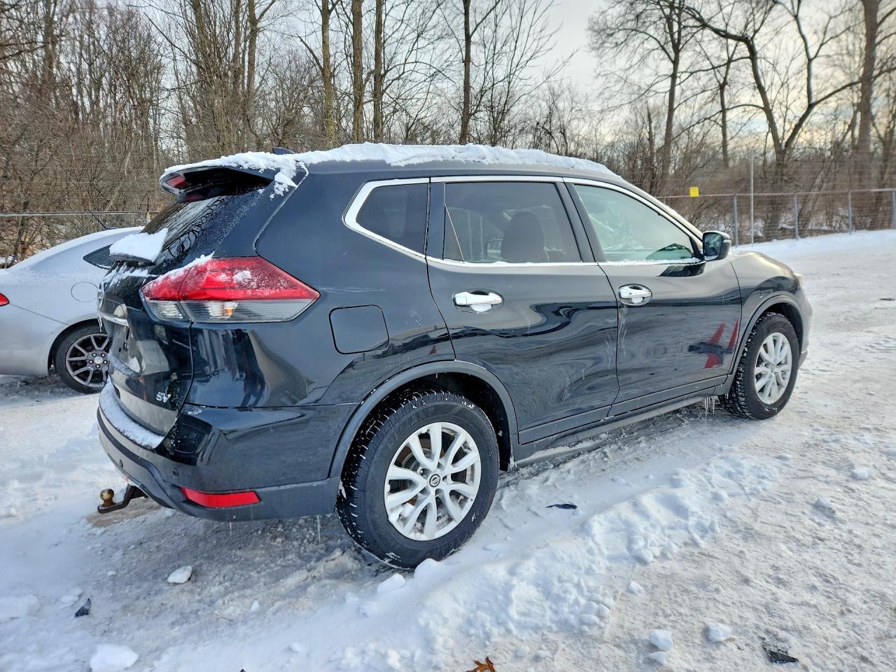 2020 Niss Rogue S - Фото 3
