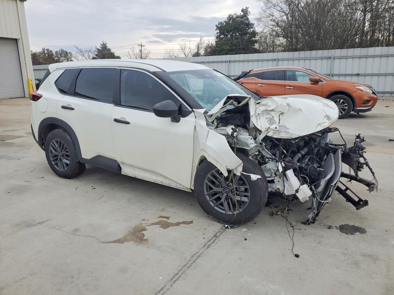 2022 Nissan Rogue S - Фото 4