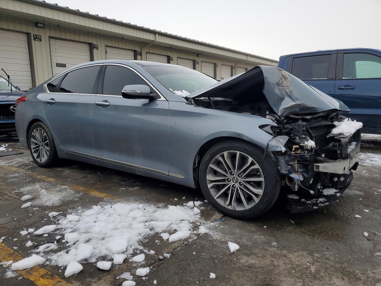 2016 Hyundai Genesis 3.8L - Фото 4