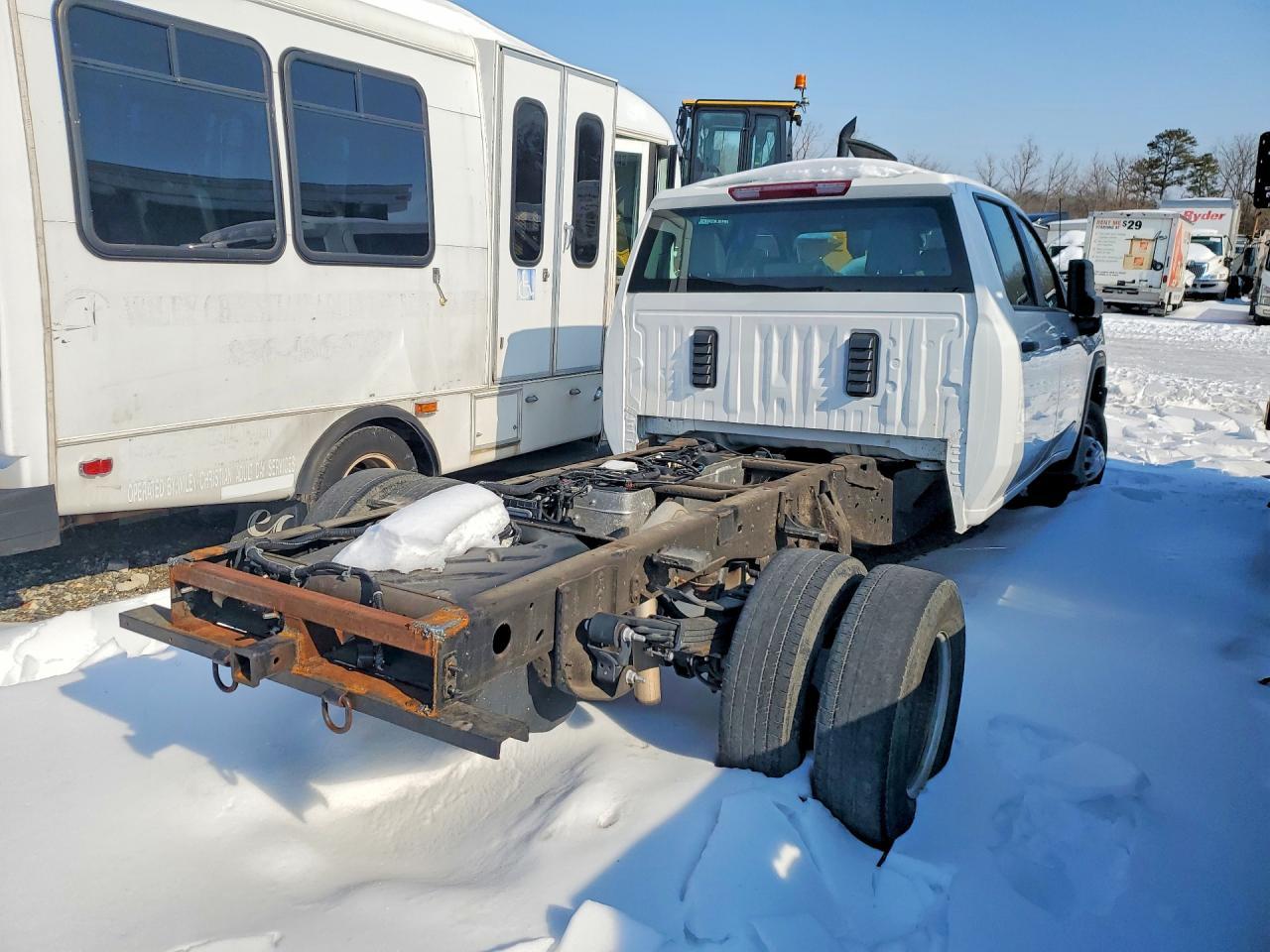 2025 GMC Sierra Hd Truck Cab And Chassis - Фото 3