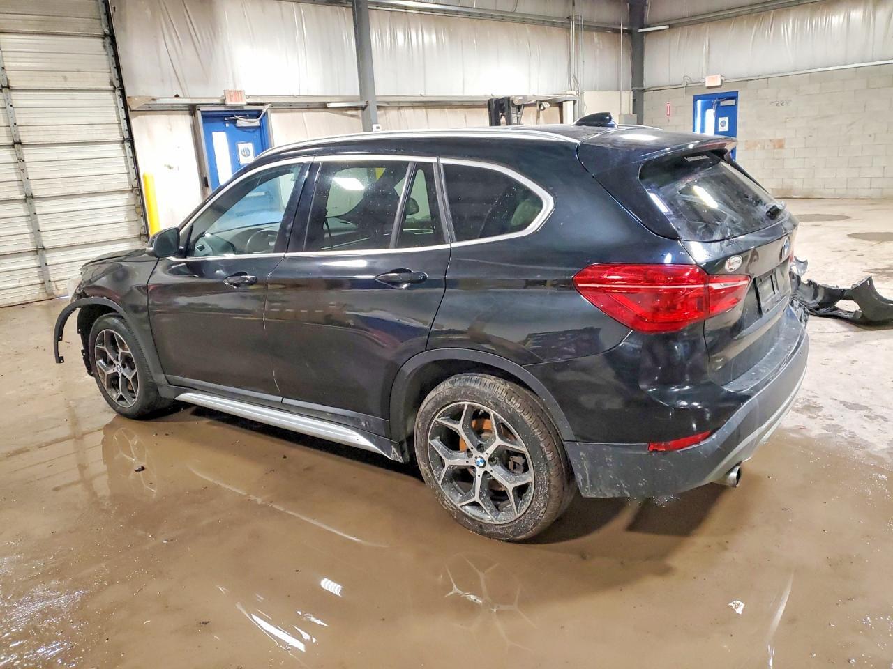 2018 BMW X1 xDrive28I - Фото 2