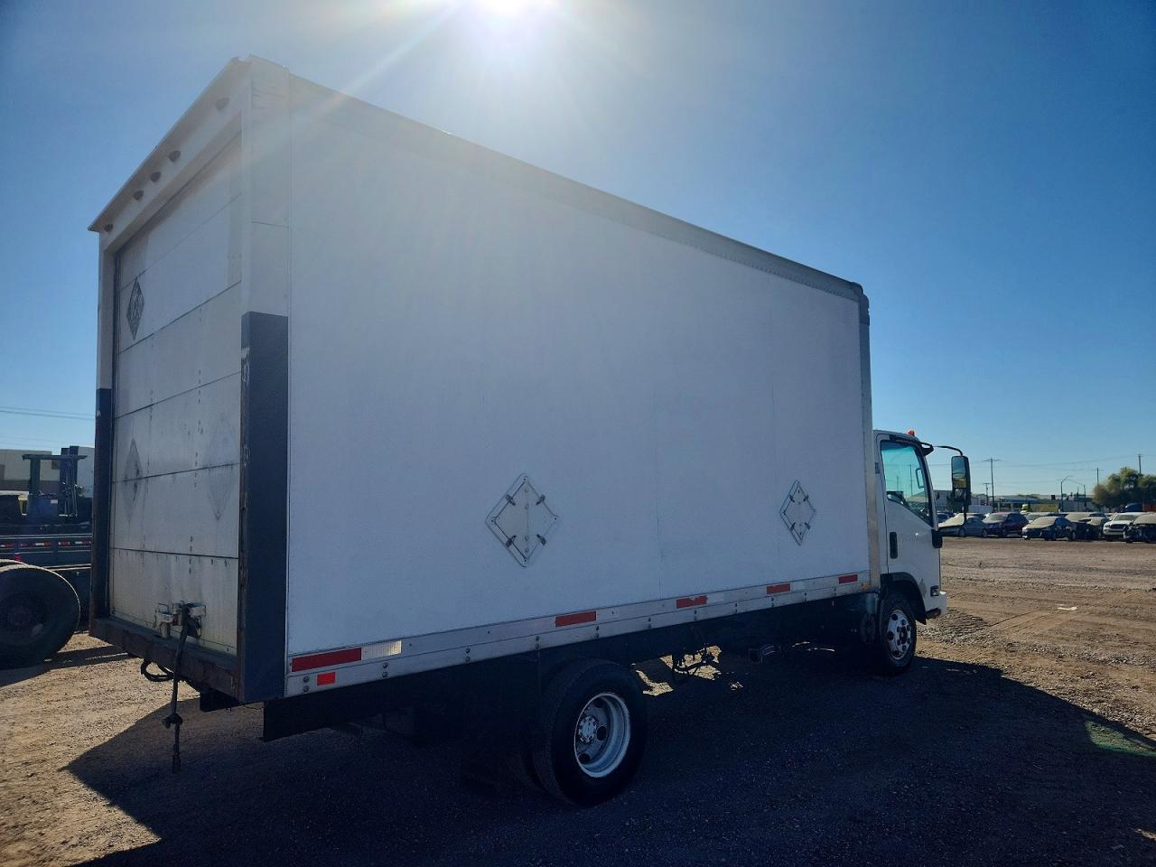2012 Isuzu Npr Hd Box Truck - Фото 4