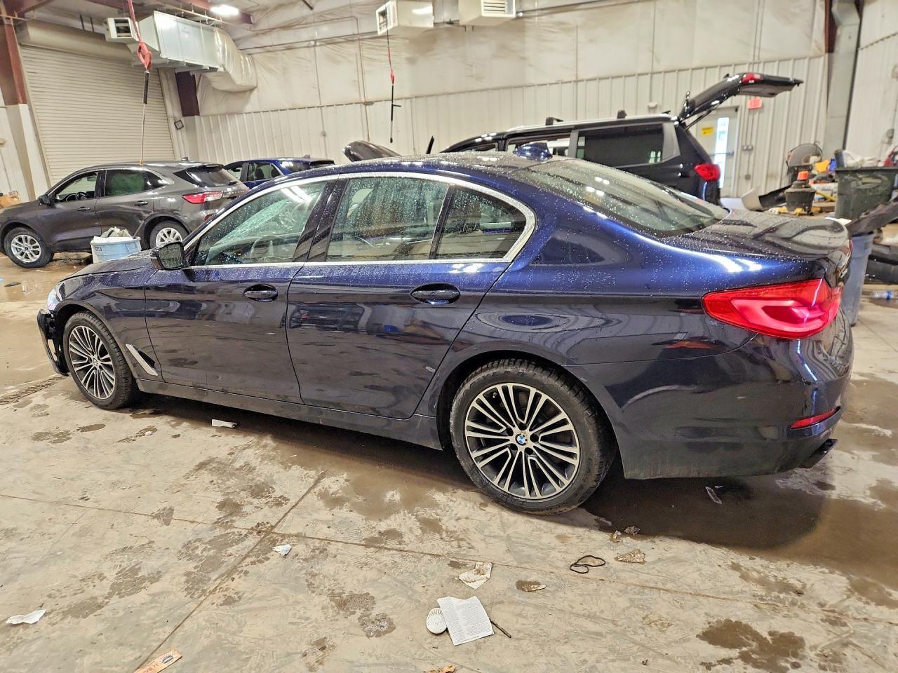 2019 BMW 540 Xi - Фото 2