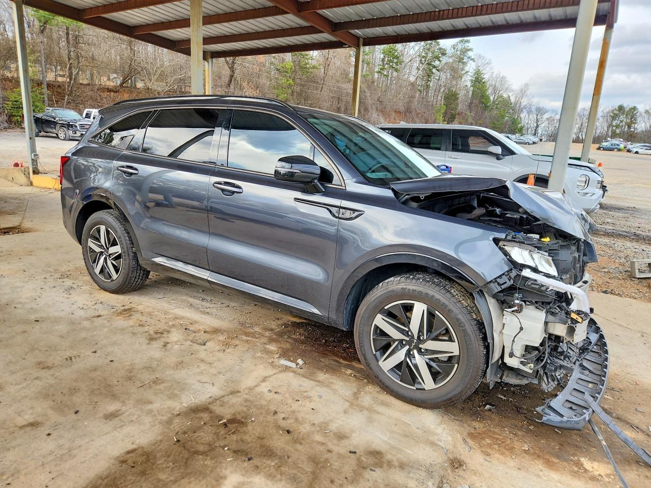 2022 Kia Sorento S - Фото 4