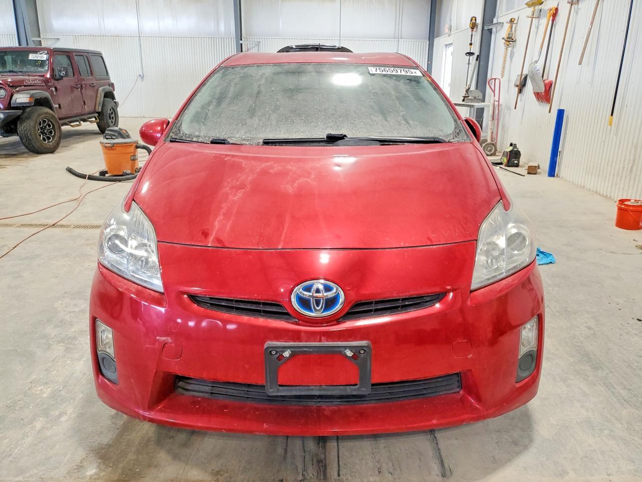 2011 Toyota Prius - Фото 5