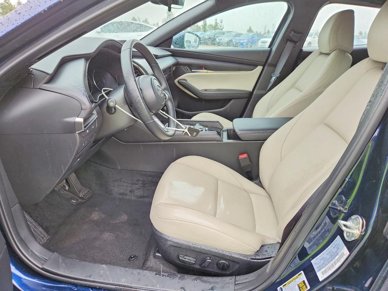 2024 Mazda 3 Preferred - Фото 7