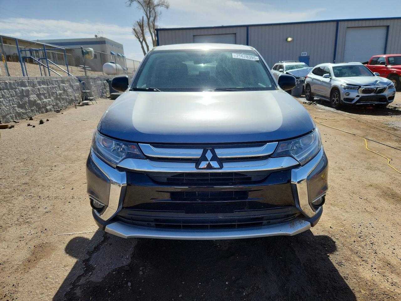 2016 Mitsubishi Outlander Es - Image 5