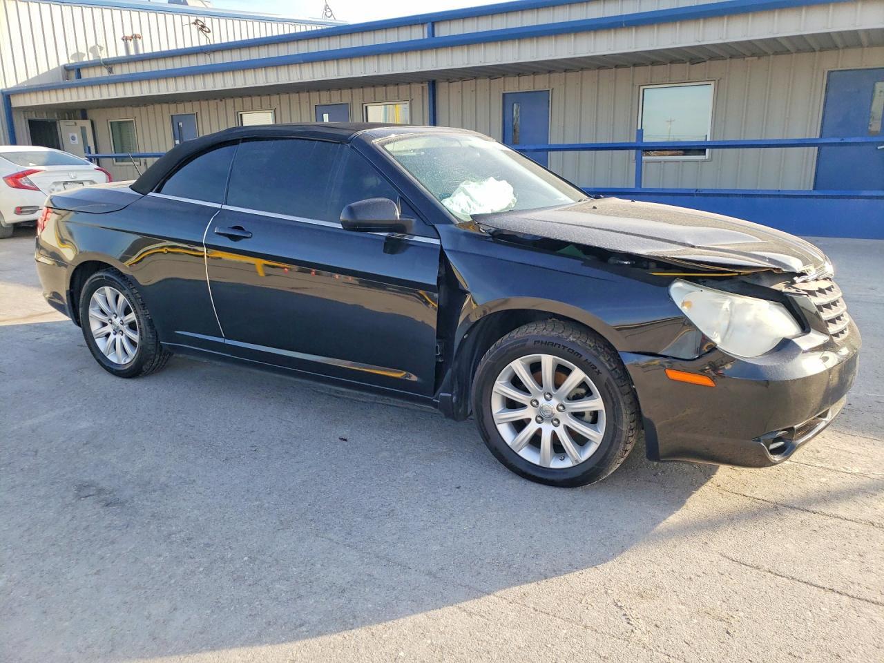 2010 Chrysler Sebring Touring - Фото 4