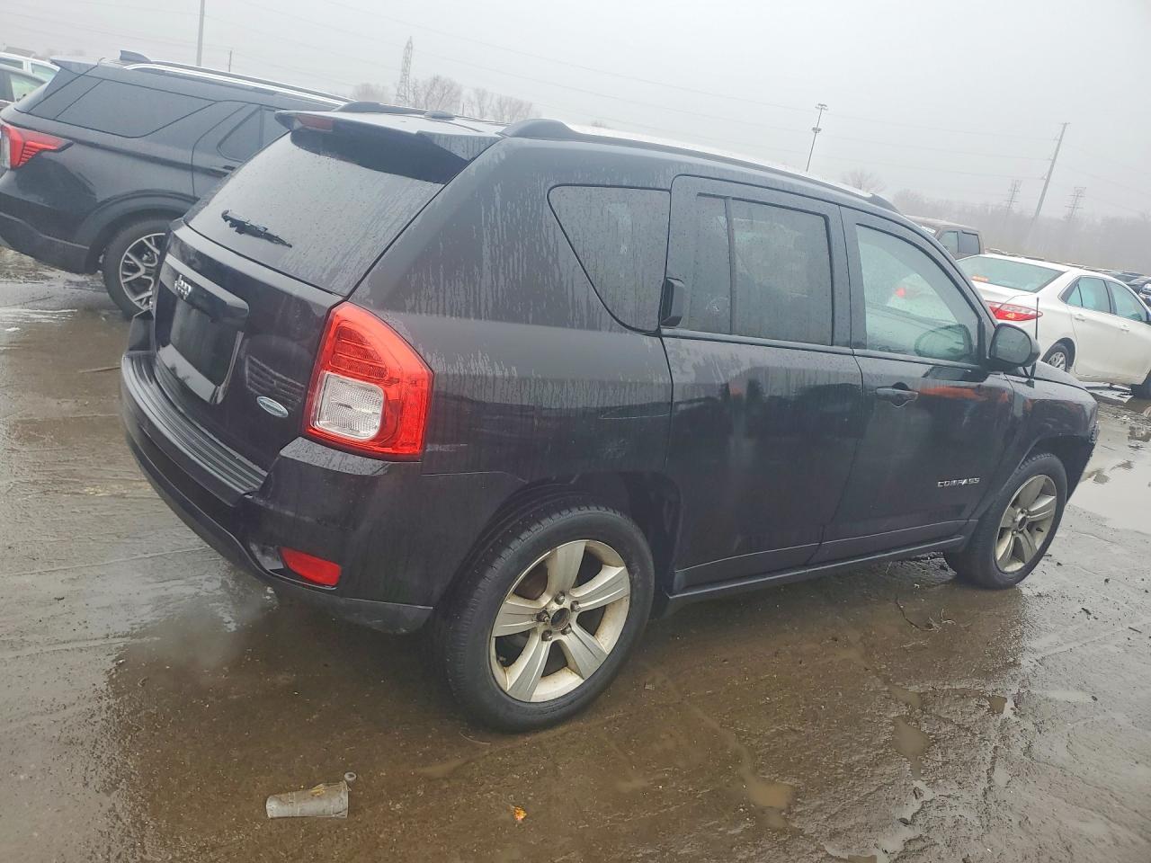 2013 Jeep Compass Latitude - Фото 3