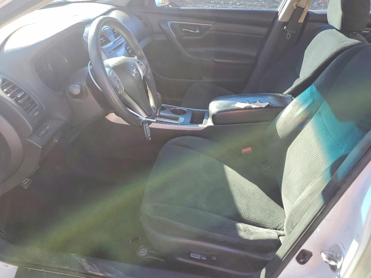 2015 Nissan Altima 2.5 - Image 7