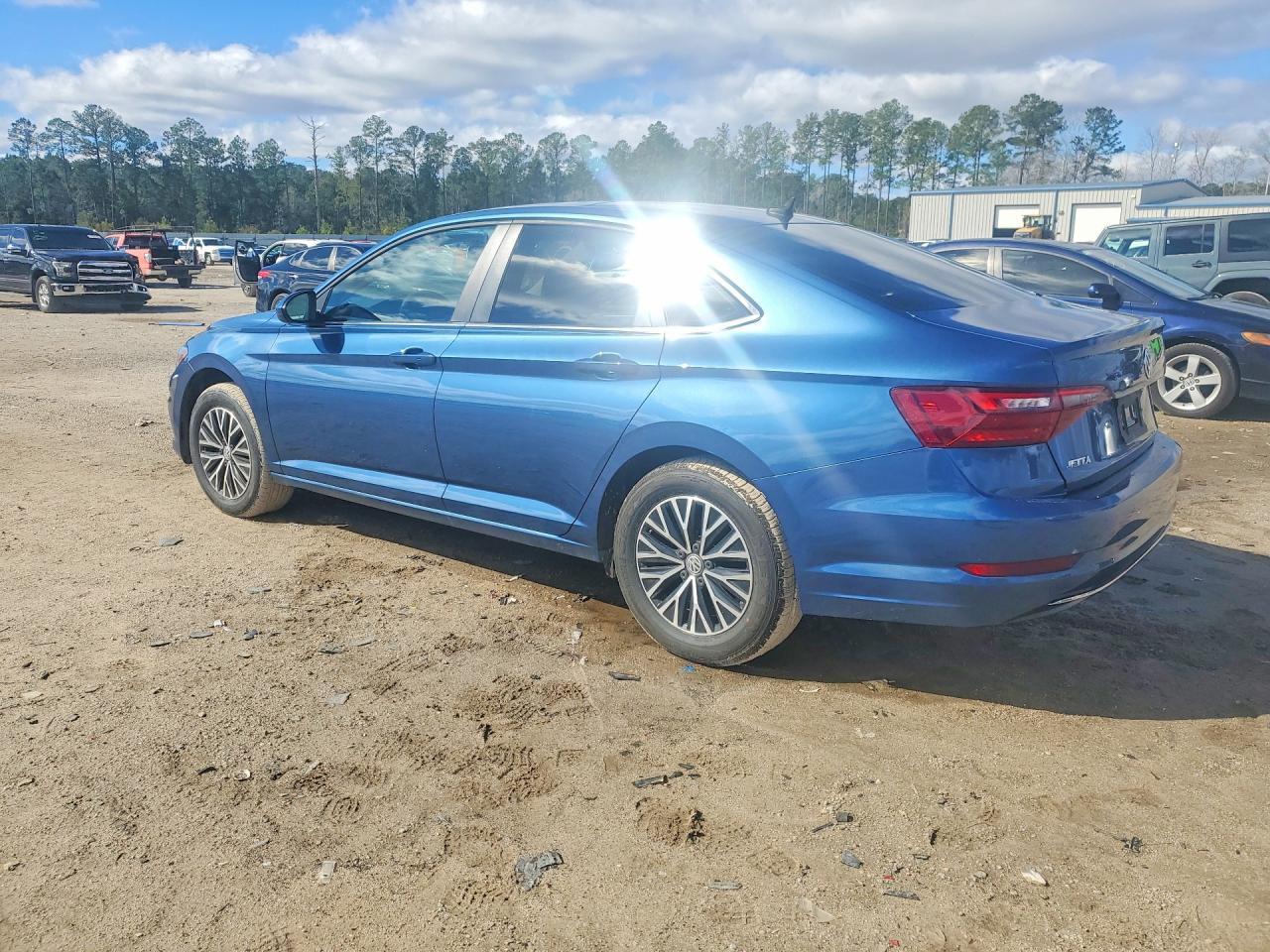 2020 Volkswagen Jetta S - Фото 2