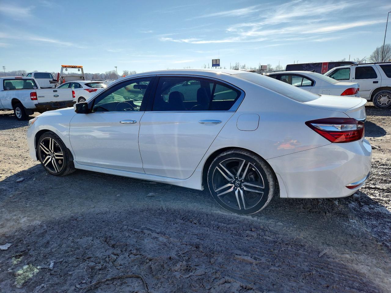 2017 Honda Accord Sport Special Edition - Image 2