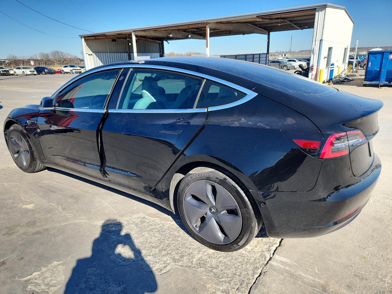 2019 Tesla Model 3 - Фото 2