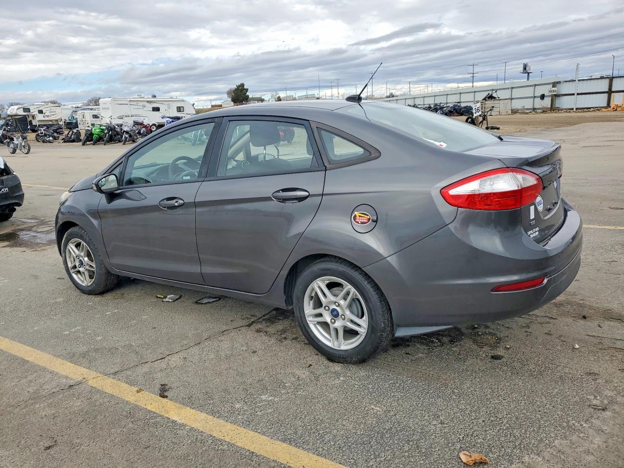 2019 Ford Fiesta Se - Фото 2