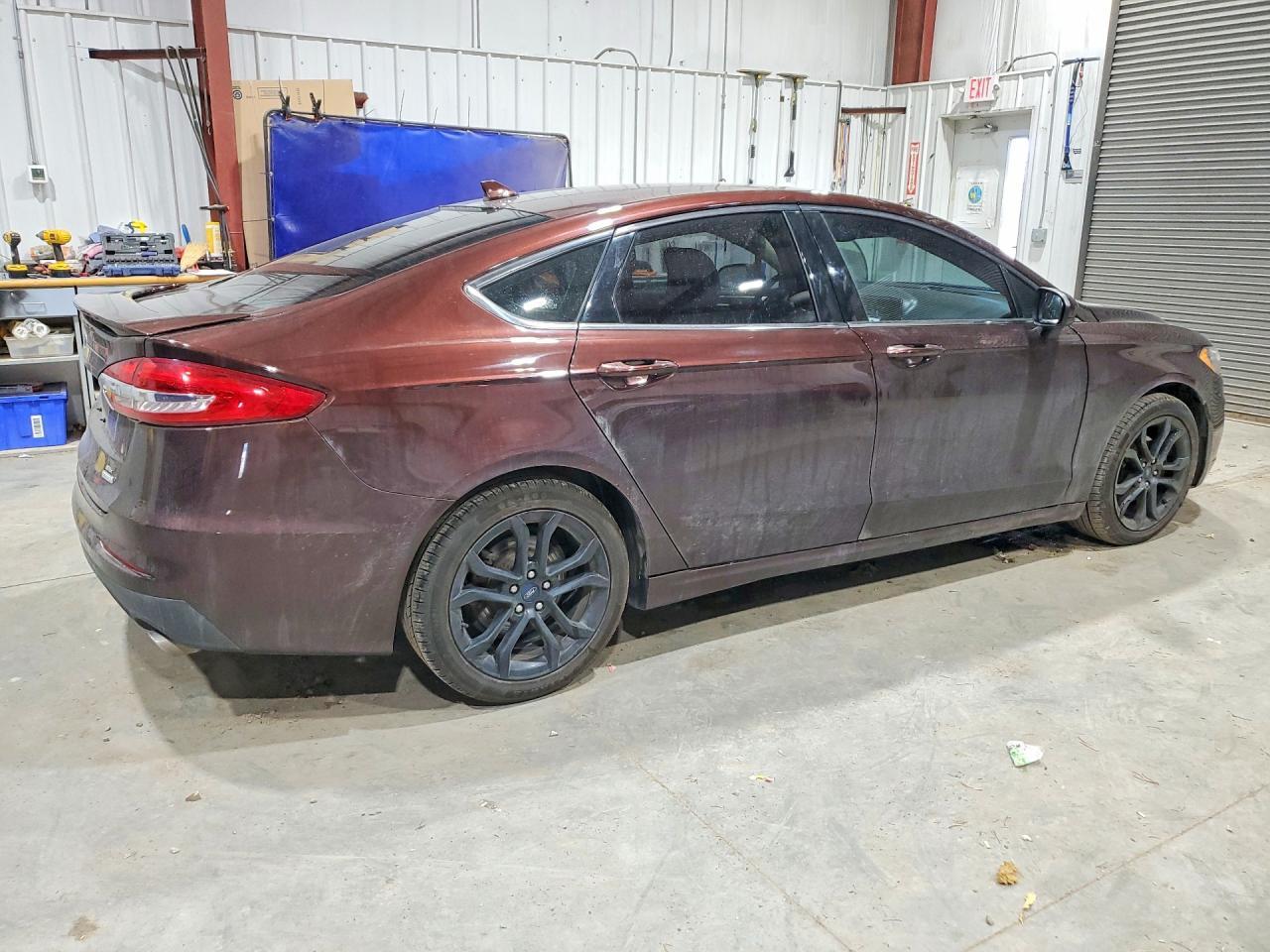 2019 Ford Fusion Se - Фото 3