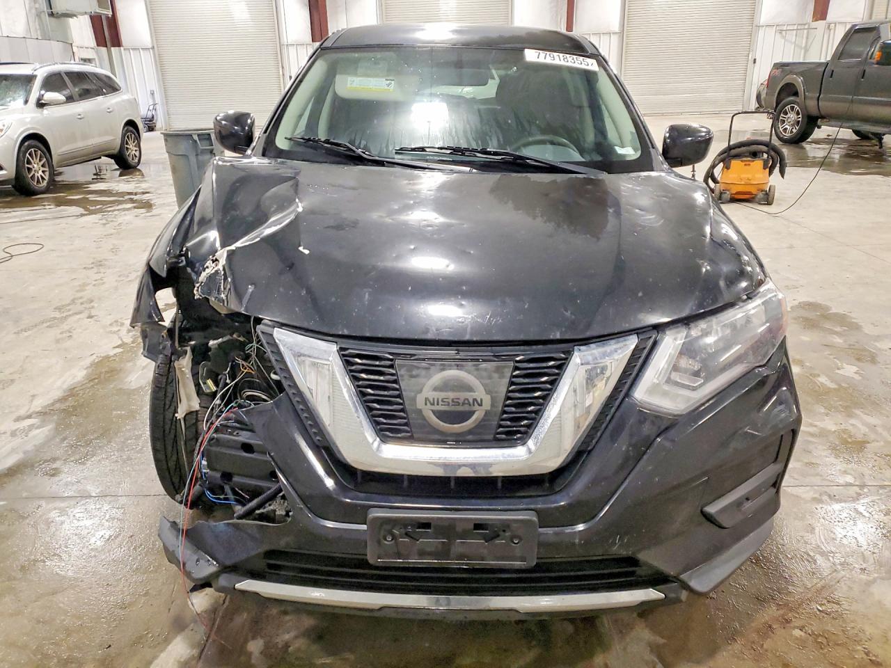 2017 Nissan Rogue S - Фото 5