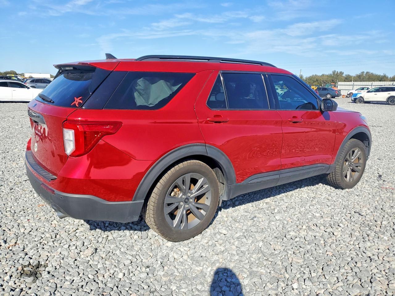 2021 Ford Explorer Xlt - Image 3