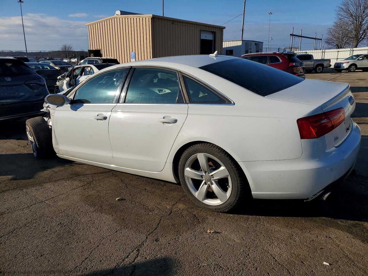 2012 Audi A6 Premium Plus - Фото 2
