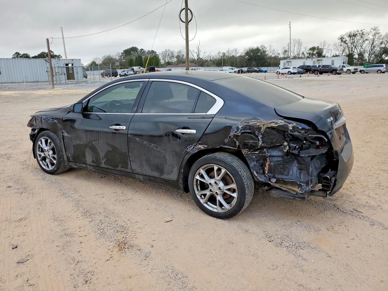 2014 Nissan Maxima S - Image 2