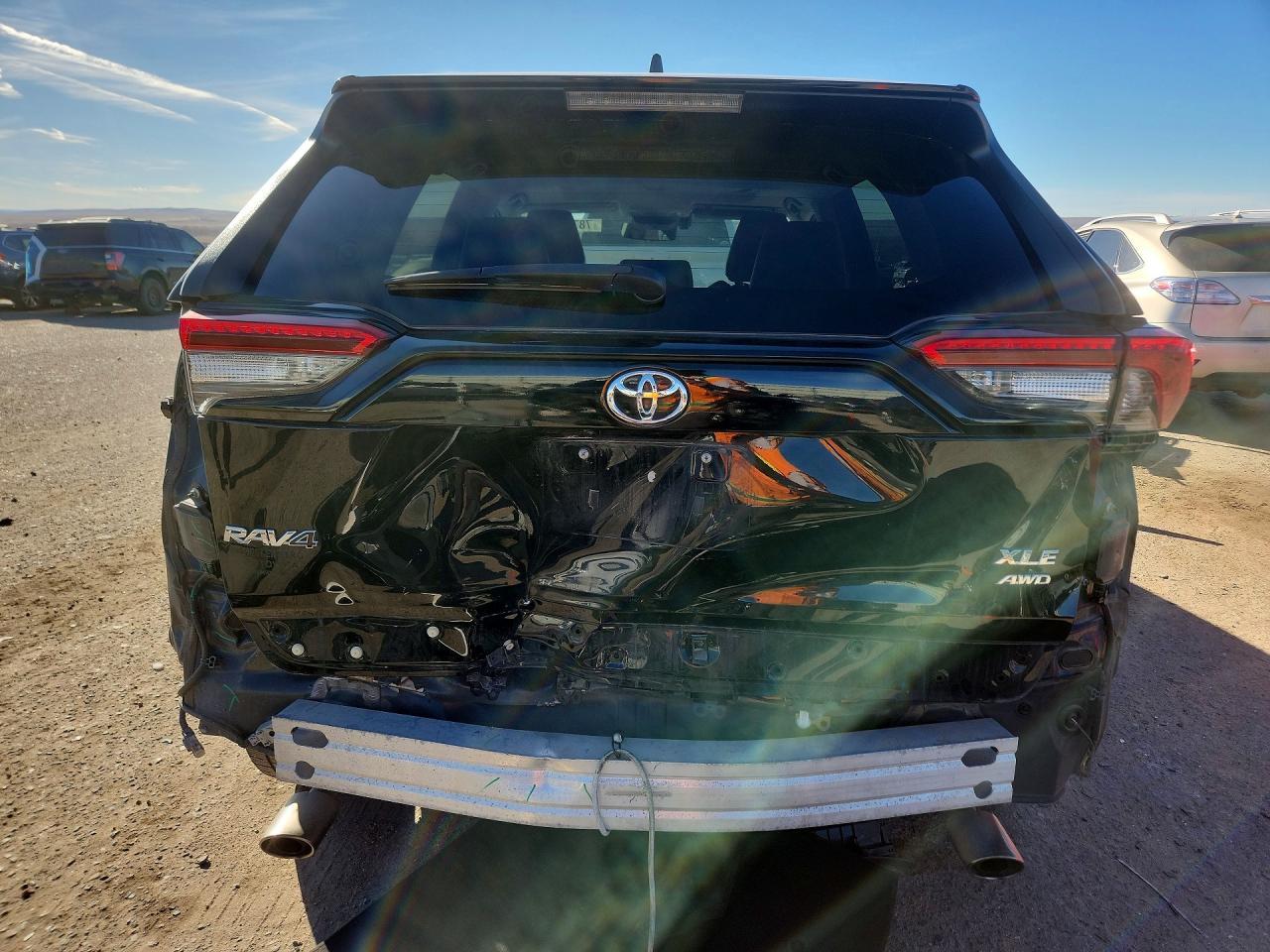 2021 Toyota Rav4 Xle Premium - Image 6