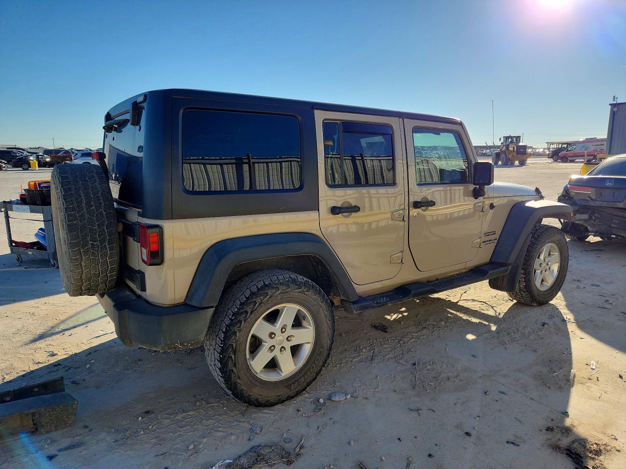 2016 Jeep Wrangler Unlimited Sport - Фото 3