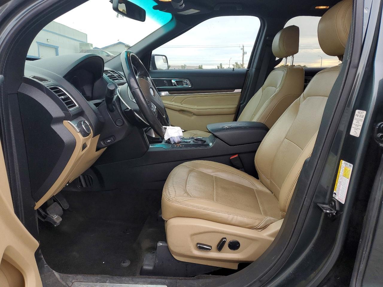 2016 Ford Explorer Limited - Image 7