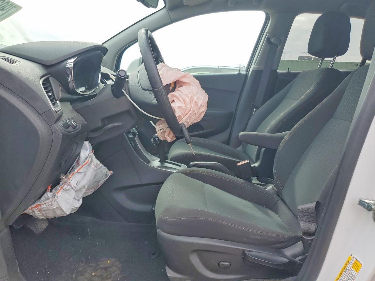 2020 Chevrolet Trax Ls - Фото 7