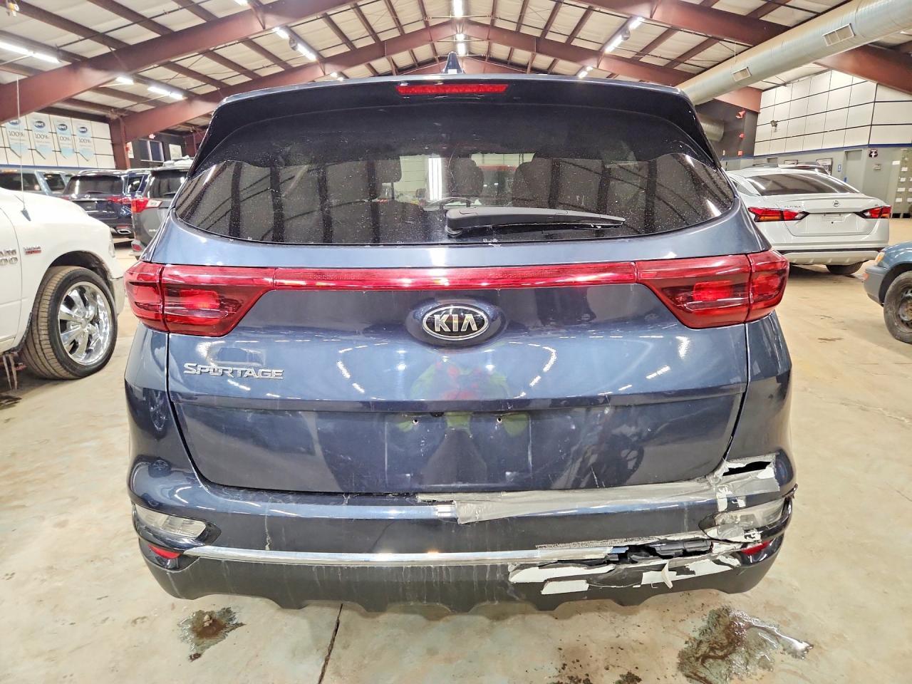 2022 Kia Sportage Lx - Image 6