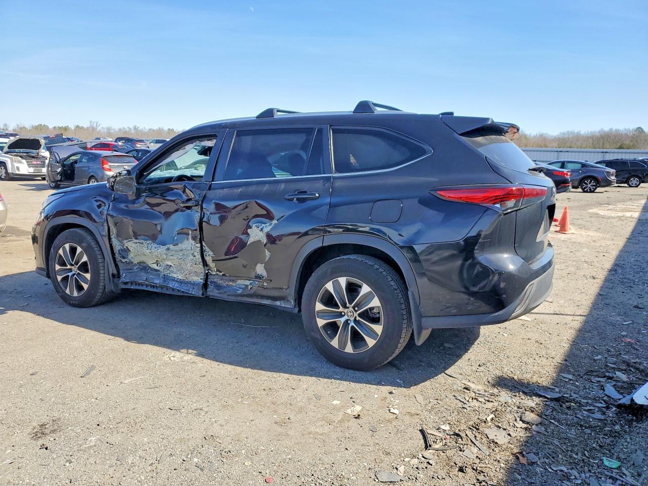 2023 Toyota Highlander Xle - Фото 2