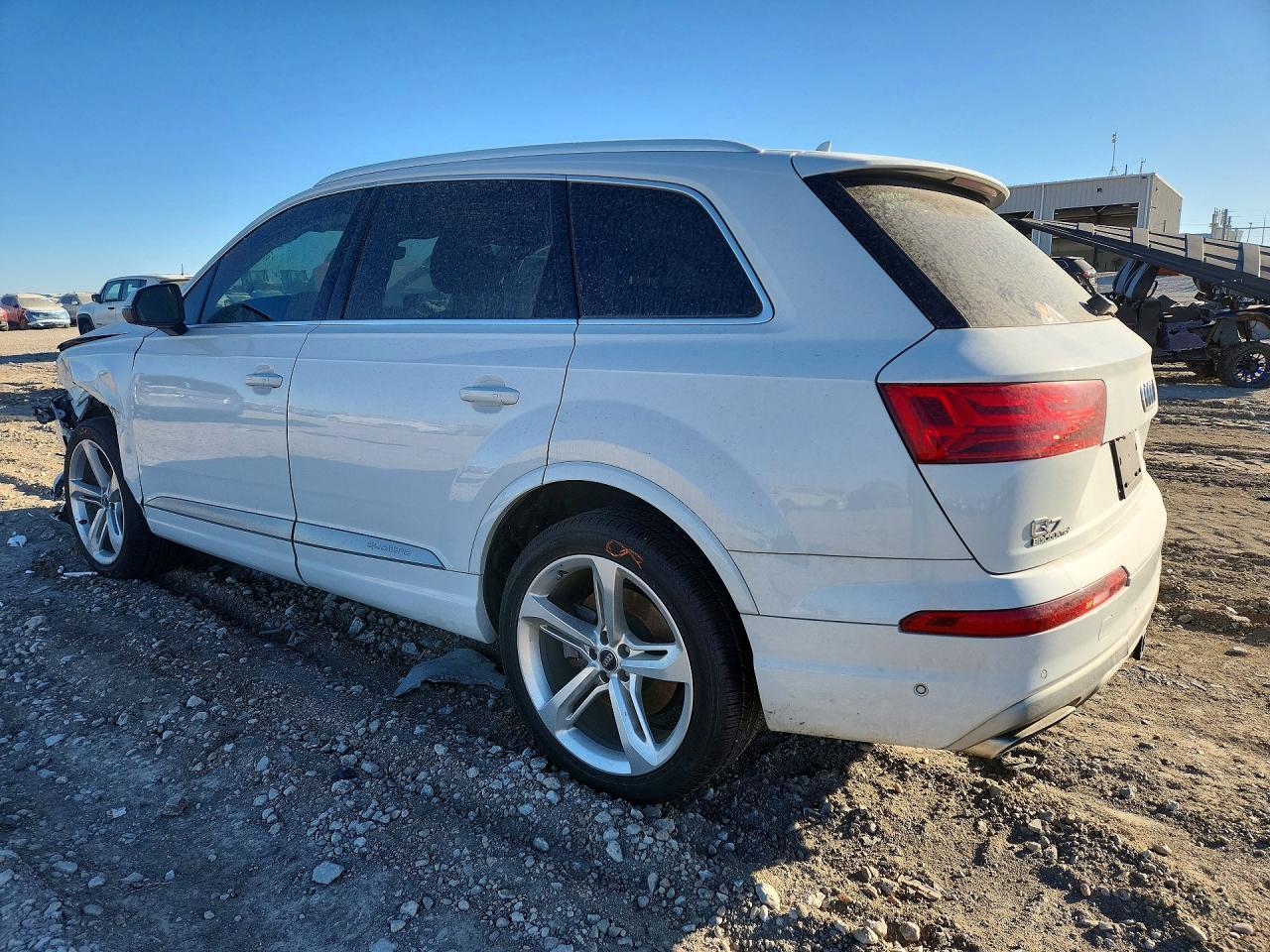 2019 Audi Q7 Prestige - Image 2