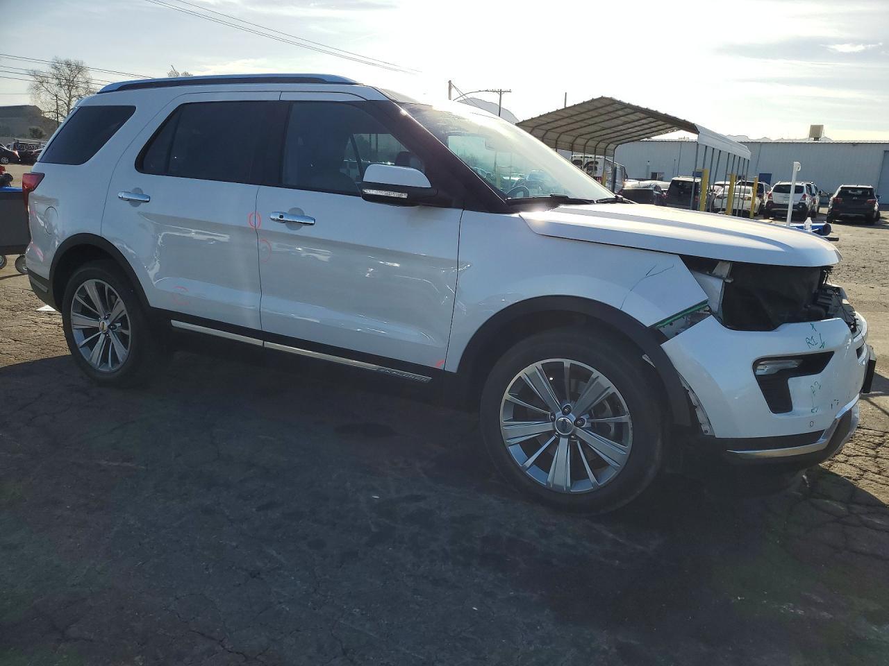 2018 Ford Explorer Limited - Image 4