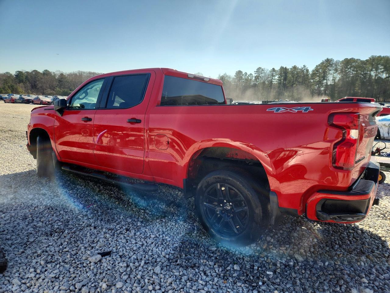 2021 Chevrolet Silverado K1500 Custom - Фото 2