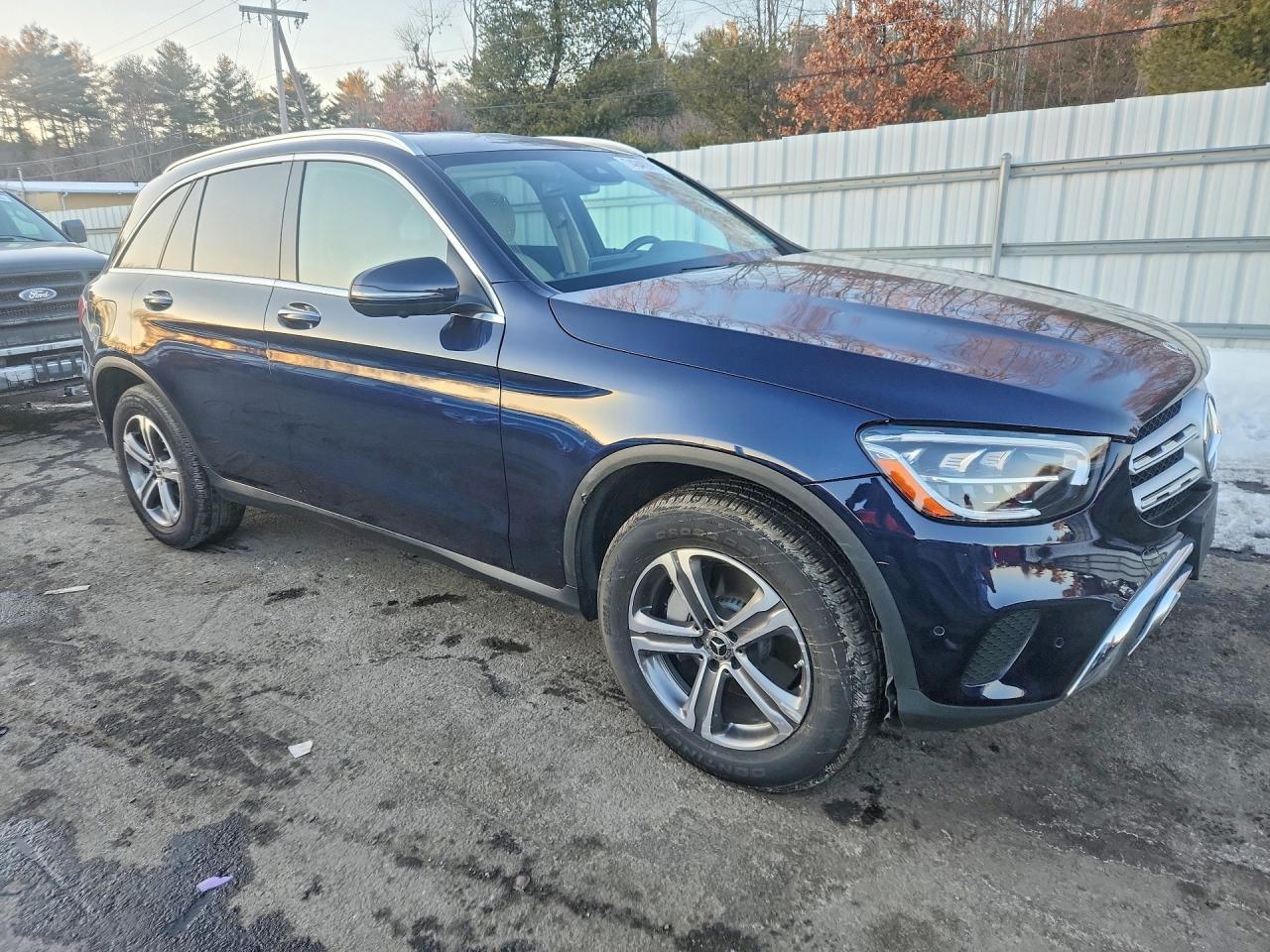 2022 Mercedes-Benz Glc 300 4Matic - Фото 4
