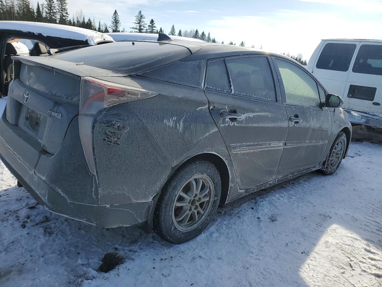 2016 Toyota Prius - Фото 3