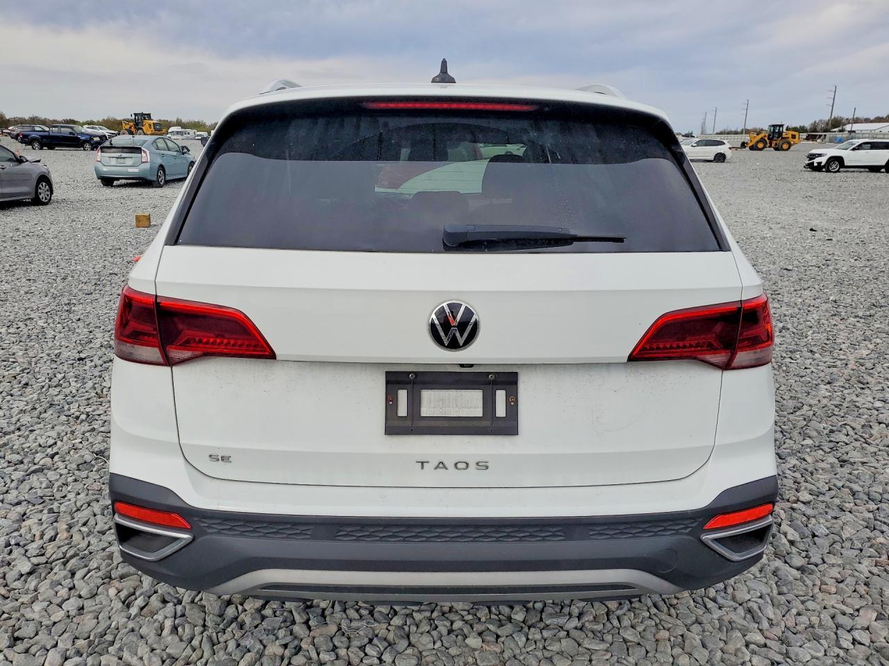 2022 Volkswagen Taos Se - Фото 6