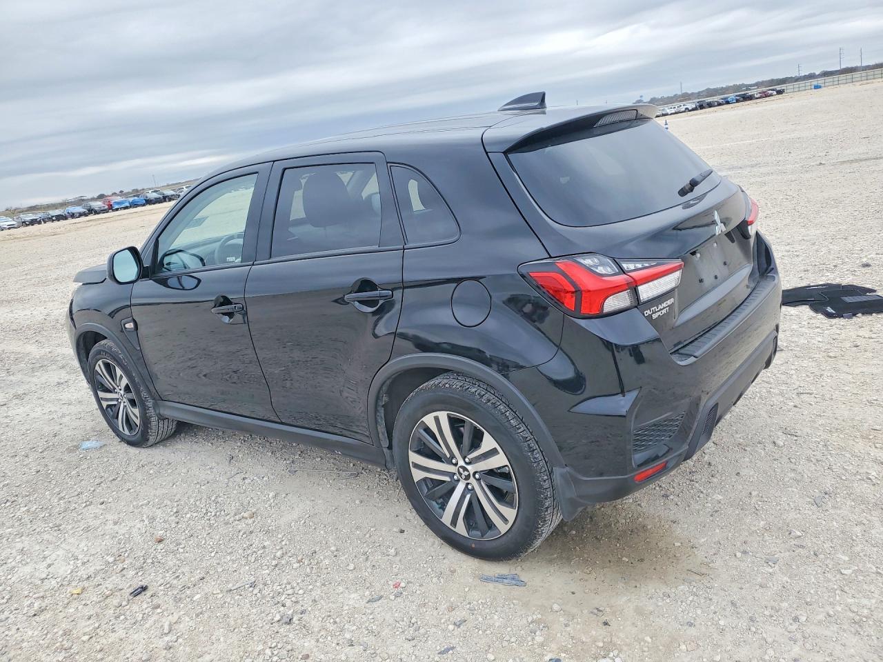 2026 Mitsubishi Outlander Sport S/Se - Фото 2