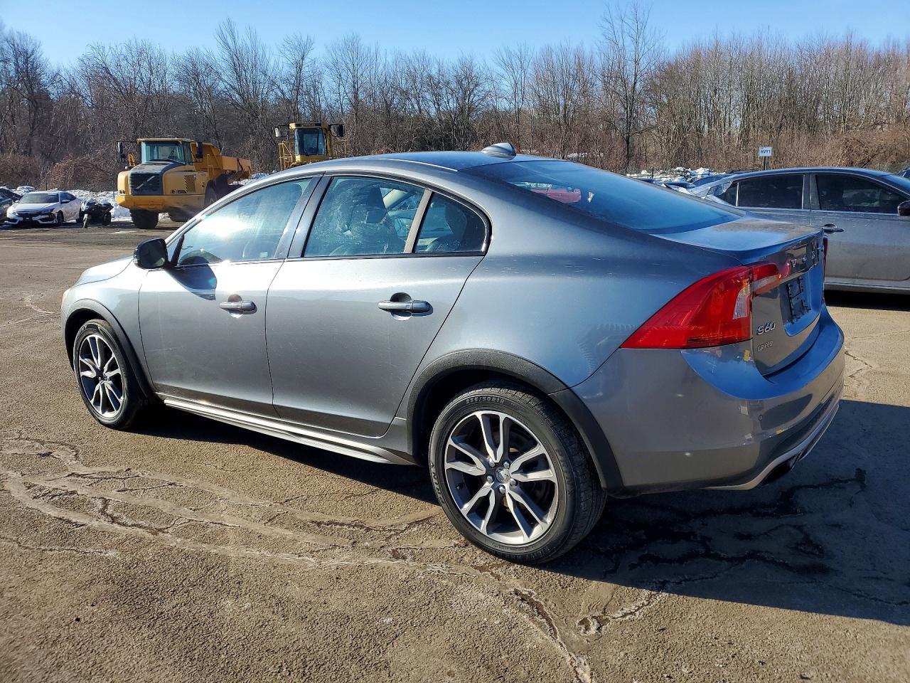 2016 Volvo S60 Cross Country T5 - Фото 2