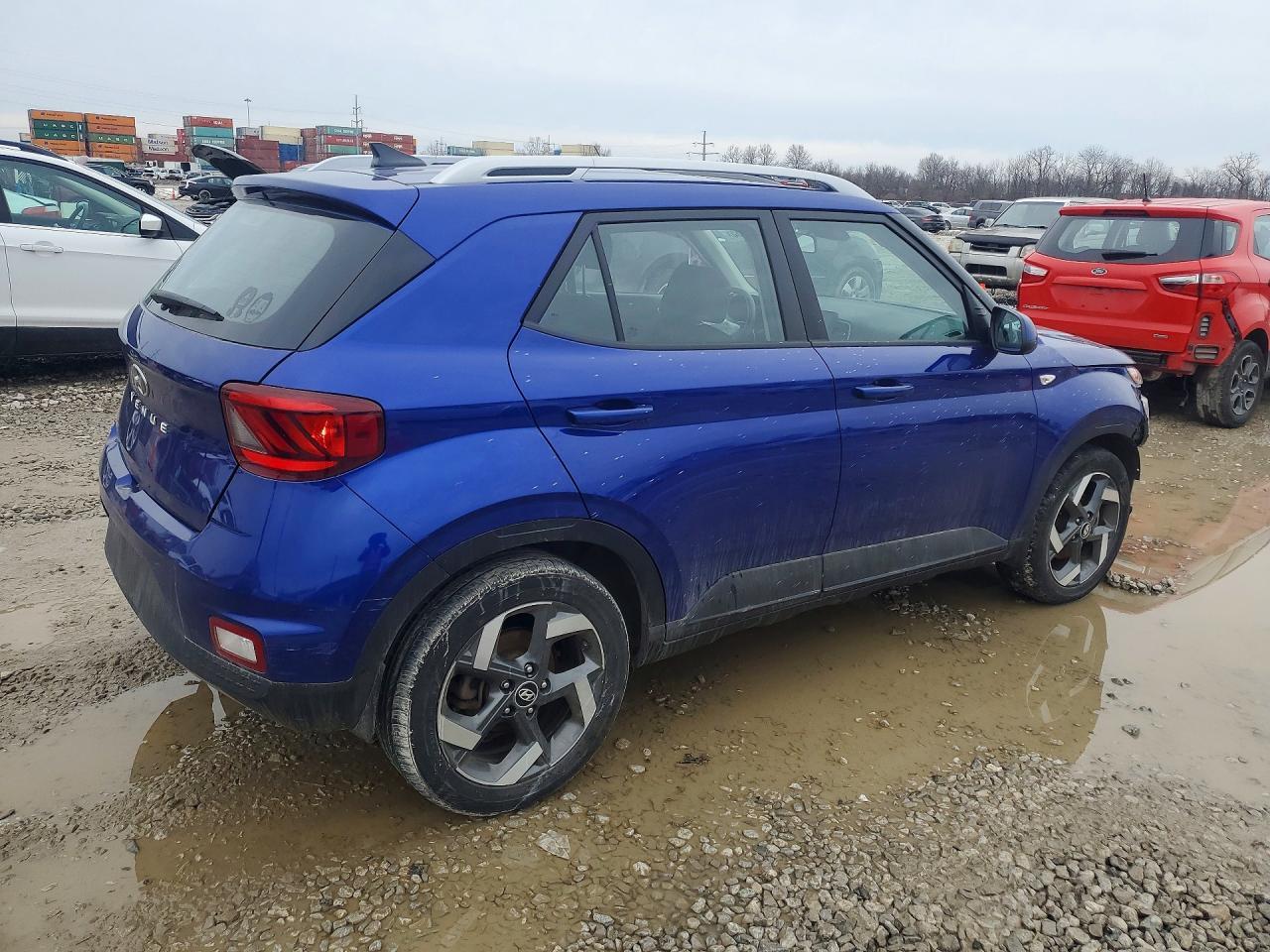 2022 Hyundai Venue - Фото 3