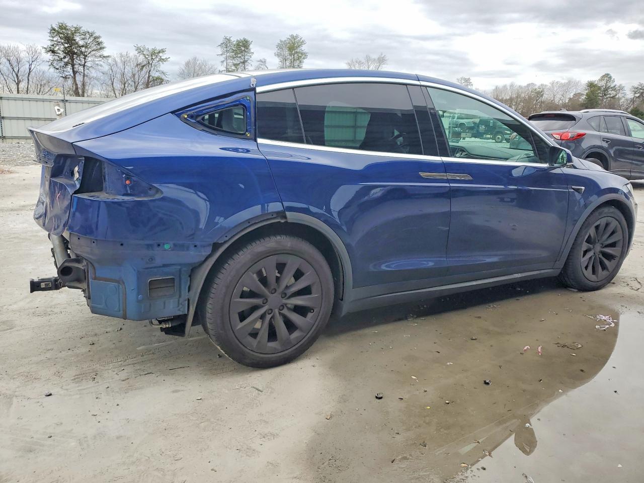 2016 Tesla Model X - Фото 3