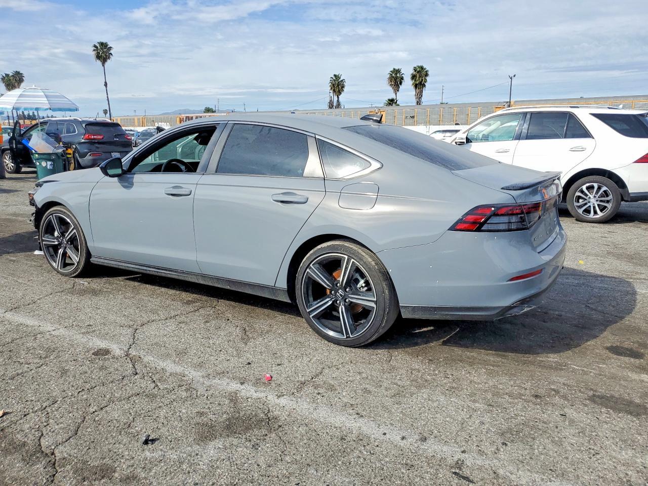 2024 Honda Accord Hybrid Sport - Фото 2