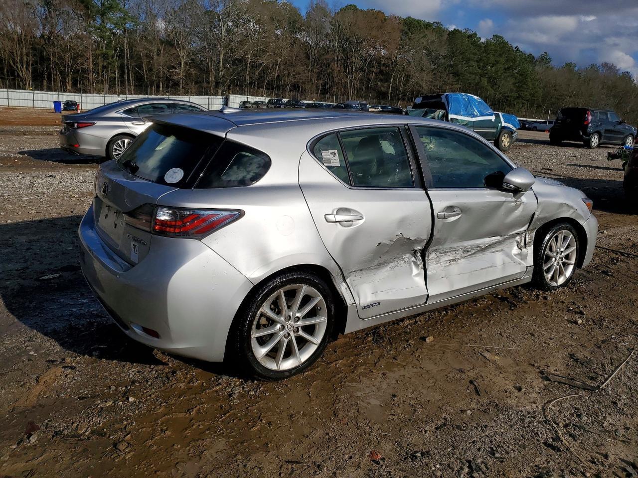 2012 Lexus Ct 200H Premium - Image 3