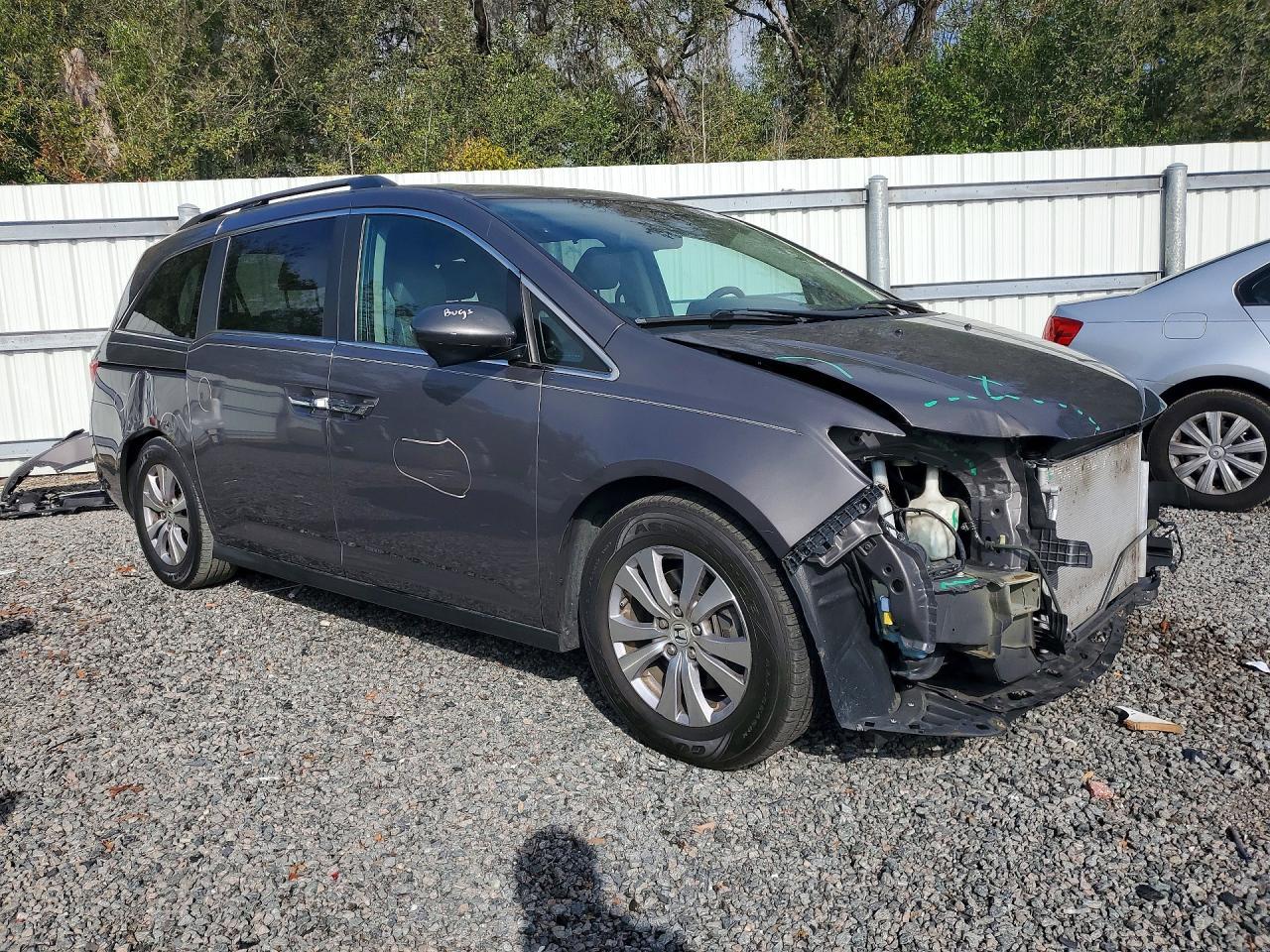 2015 Honda Odyssey Exl - Image 4