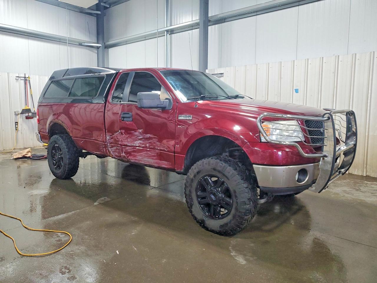 2005 Ford F150 - Image 4