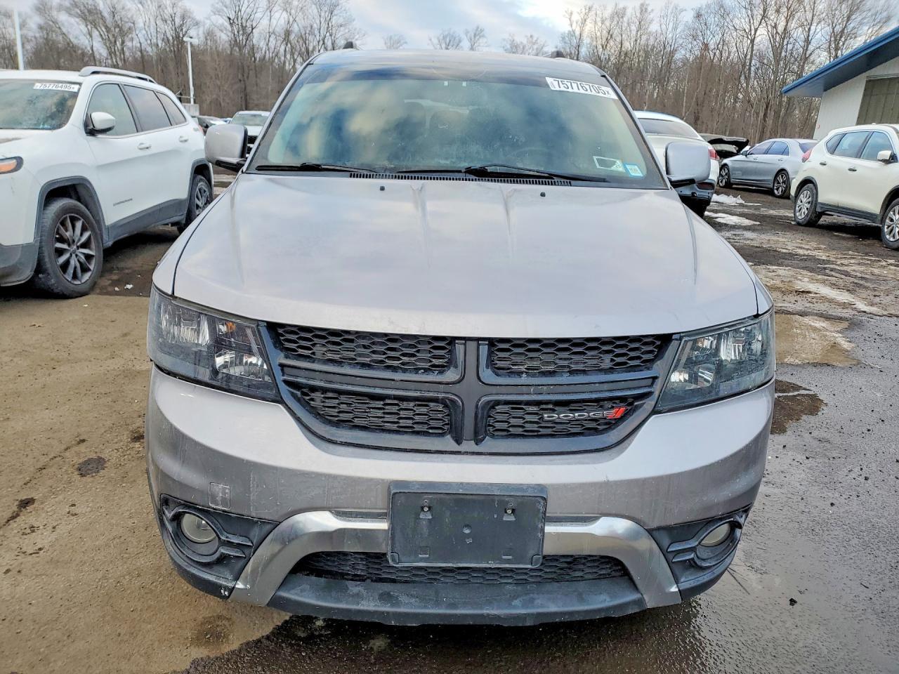 2017 Dodge Journey Crossroad - Image 5