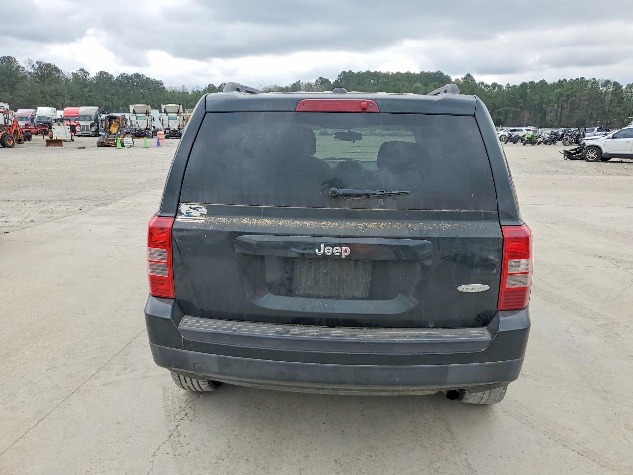 2013 Jeep Patriot Latitude - Фото 6