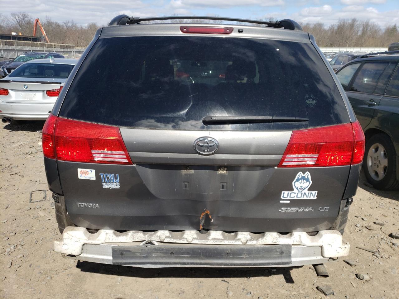 2004 Toyota Sienna Ce - Фото 6