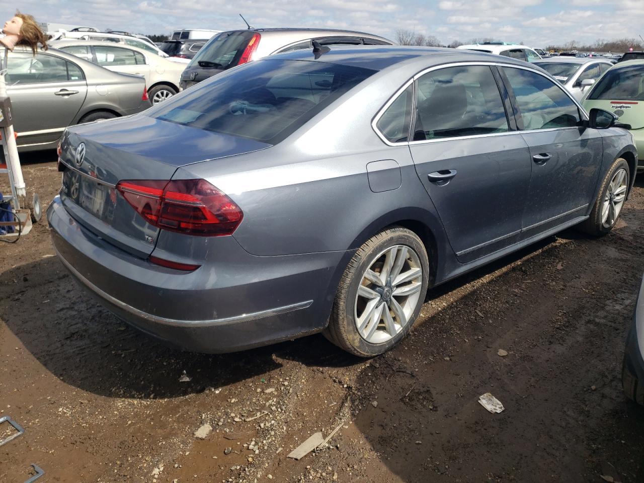 2017 Volkswagen Passat Se - Image 3
